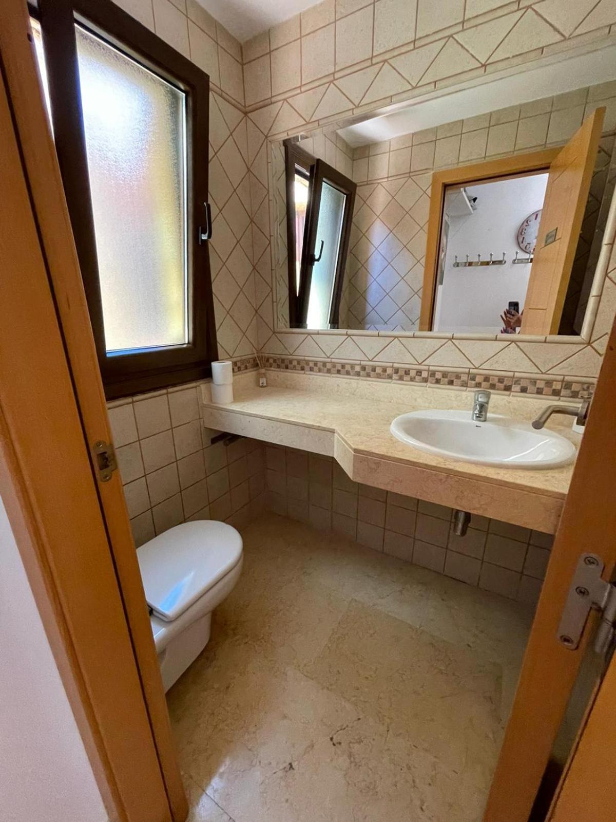 Sunset Beach 4 Bedroom Villa 200M To Beach+Fast Wifi コラレホ エクステリア 写真