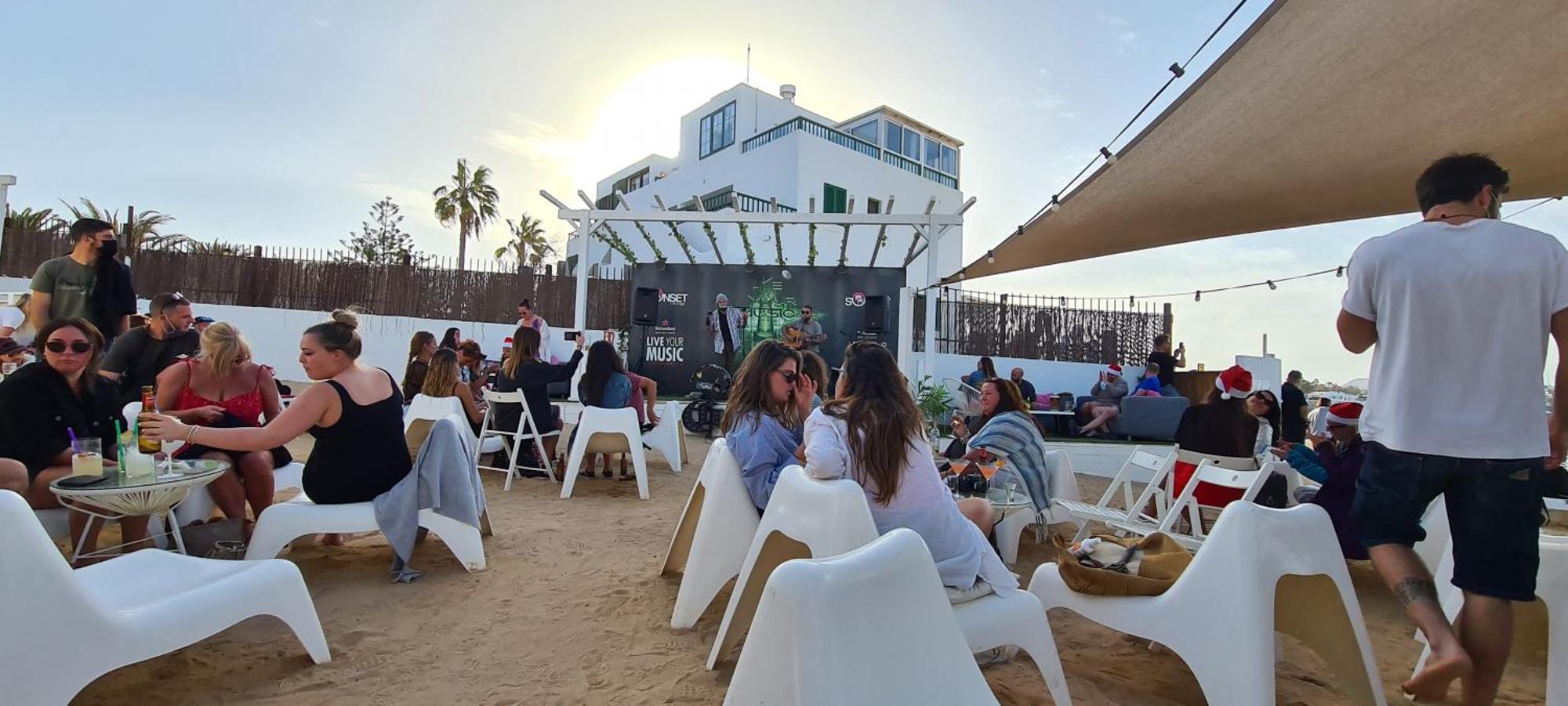 Sunset Beach 4 Bedroom Villa 200M To Beach+Fast Wifi コラレホ エクステリア 写真