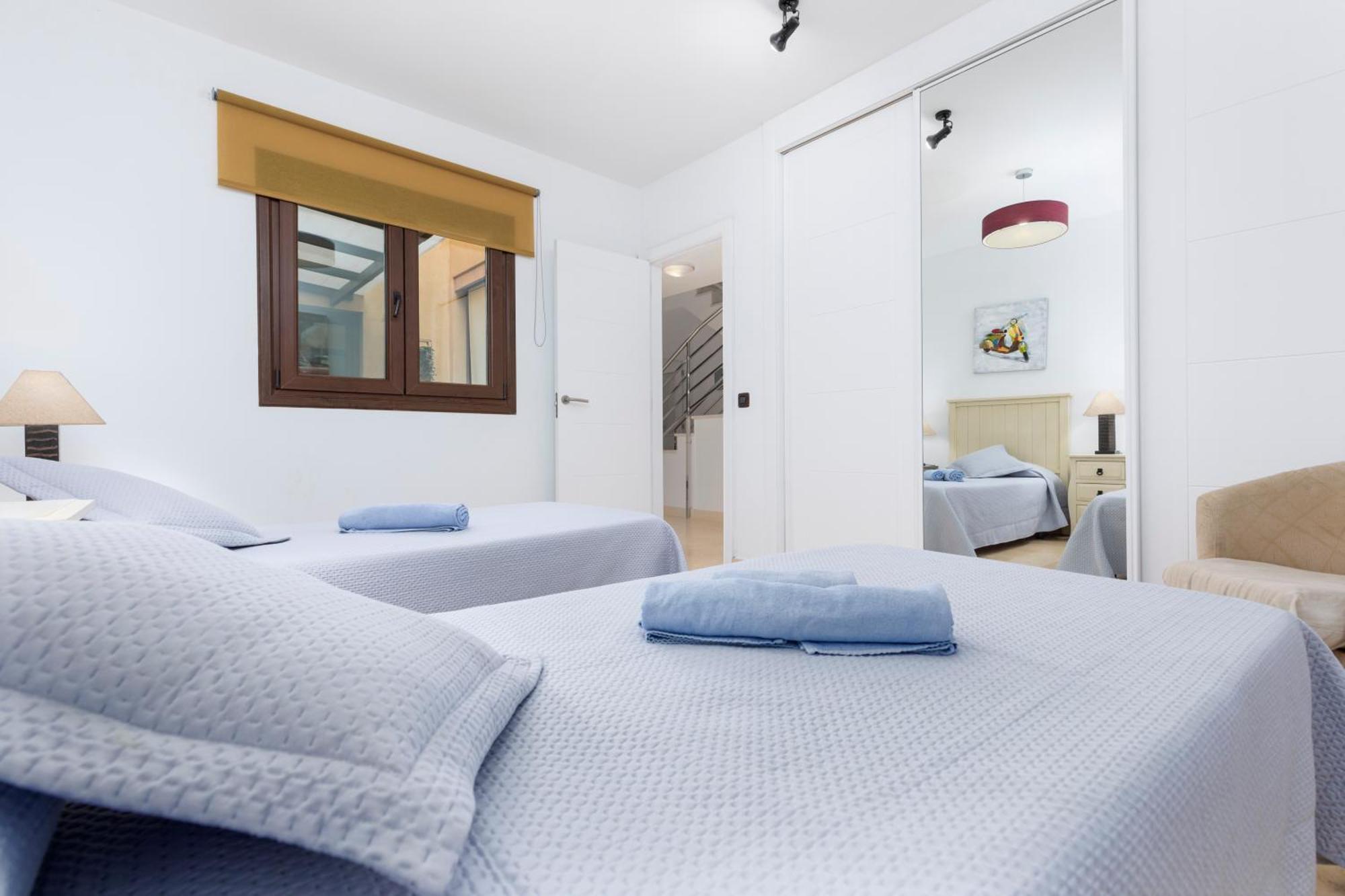 Sunset Beach 4 Bedroom Villa 200M To Beach+Fast Wifi コラレホ エクステリア 写真