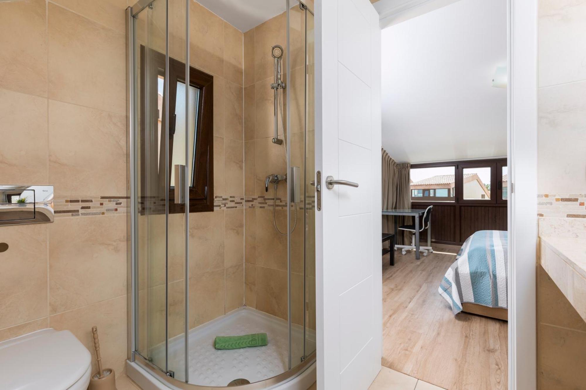 Sunset Beach 4 Bedroom Villa 200M To Beach+Fast Wifi コラレホ エクステリア 写真